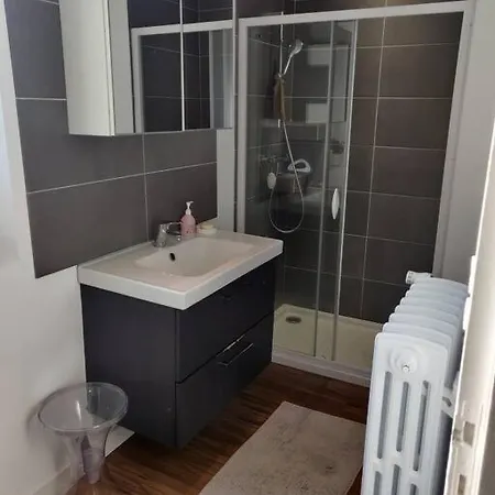 Maison Lumineuse Au Calme A 20 Minutes Du Centre بيت للعطل *